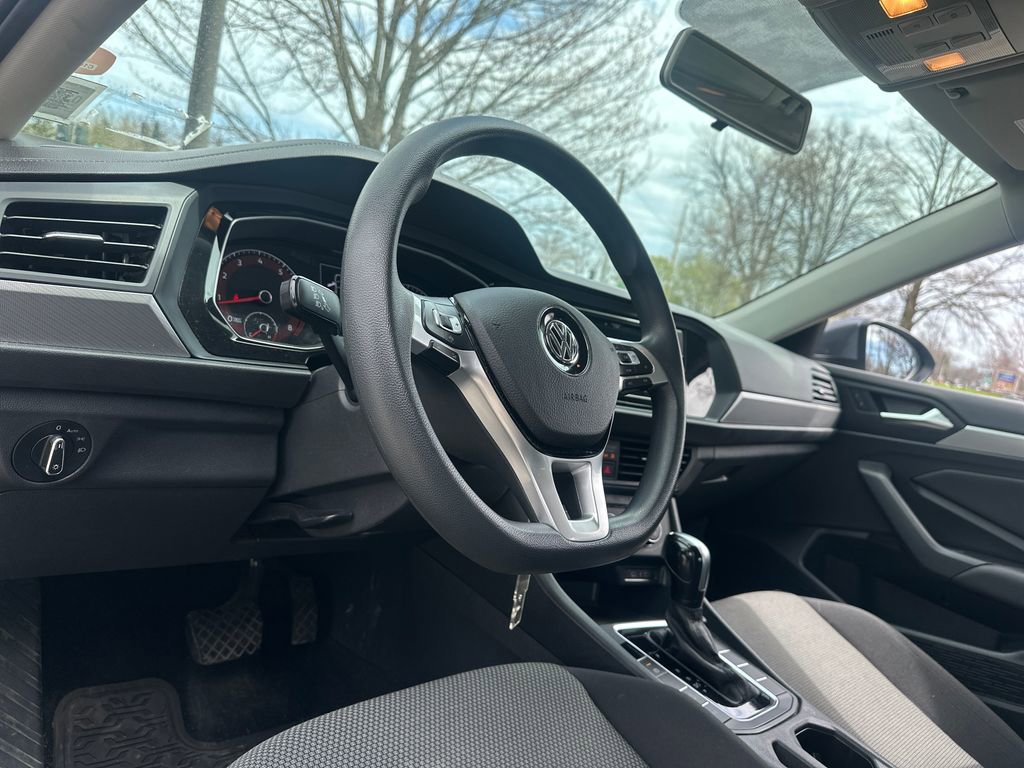 Used 2021 Volkswagen Jetta S image 6