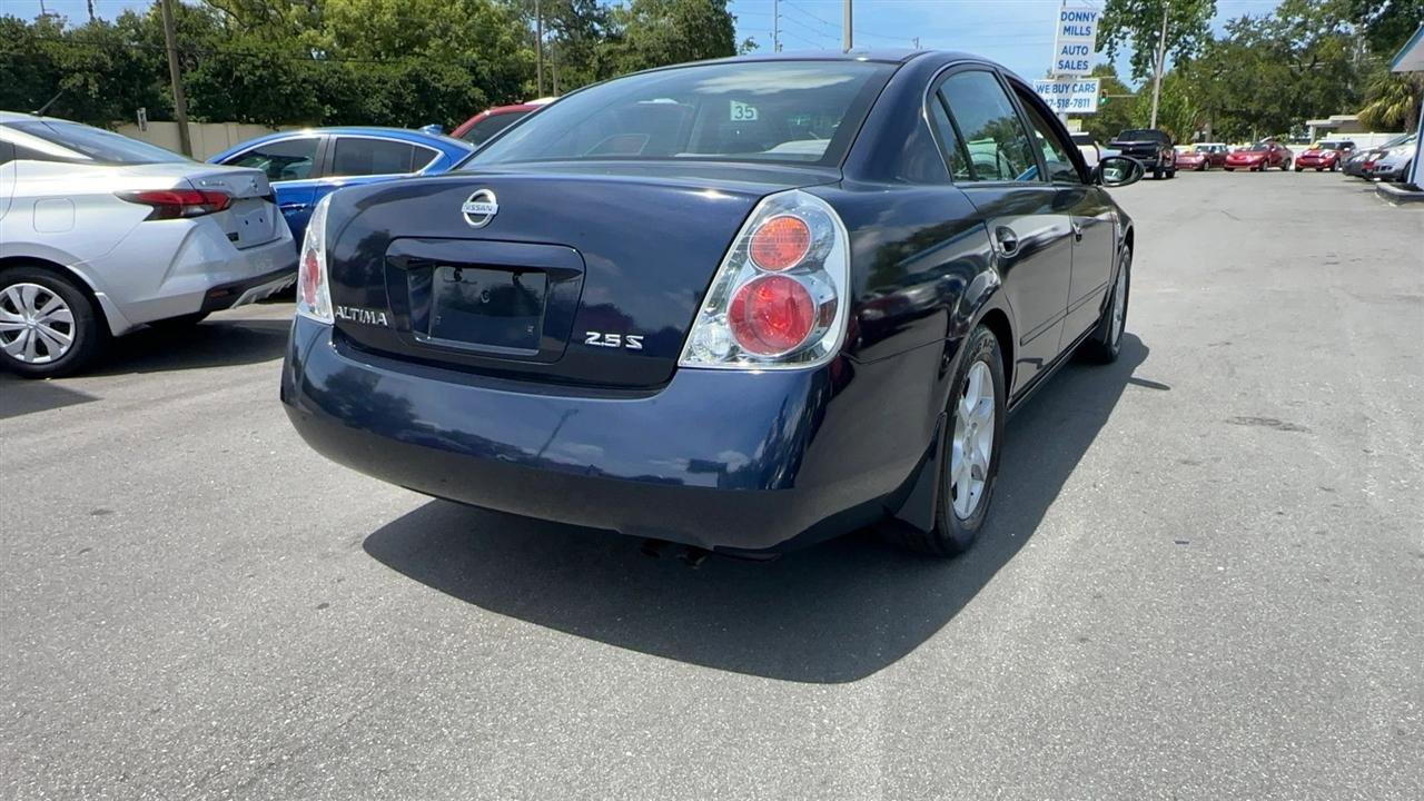Used 2005 Nissan Altima 2.5 S w/ (F01) Convenience Pkg FWD image 10