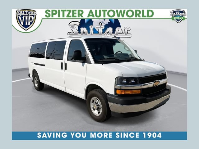 Used 2025 Chevrolet Express 3500 LT w/ LT Preferred Equipment Group RWD image 1