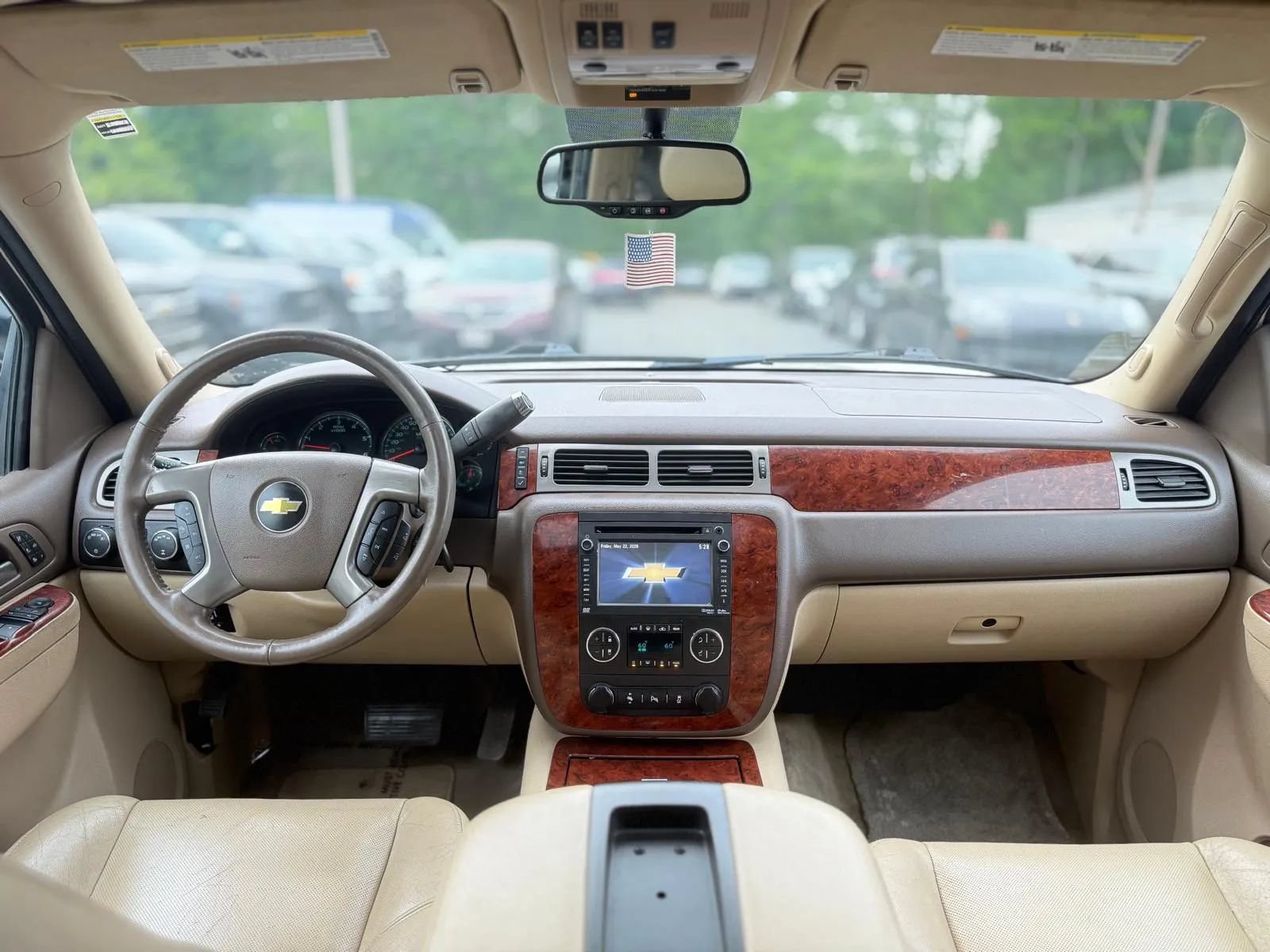 Used 2013 Chevrolet Tahoe LTZ AWD/4WD image 21