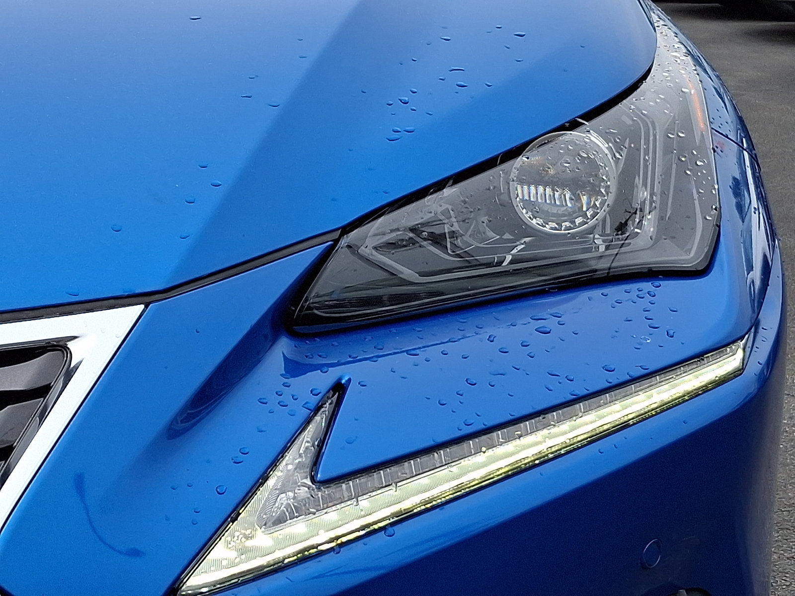 Used 2020 Lexus NX 300h AWD w/ Premium Package image 9