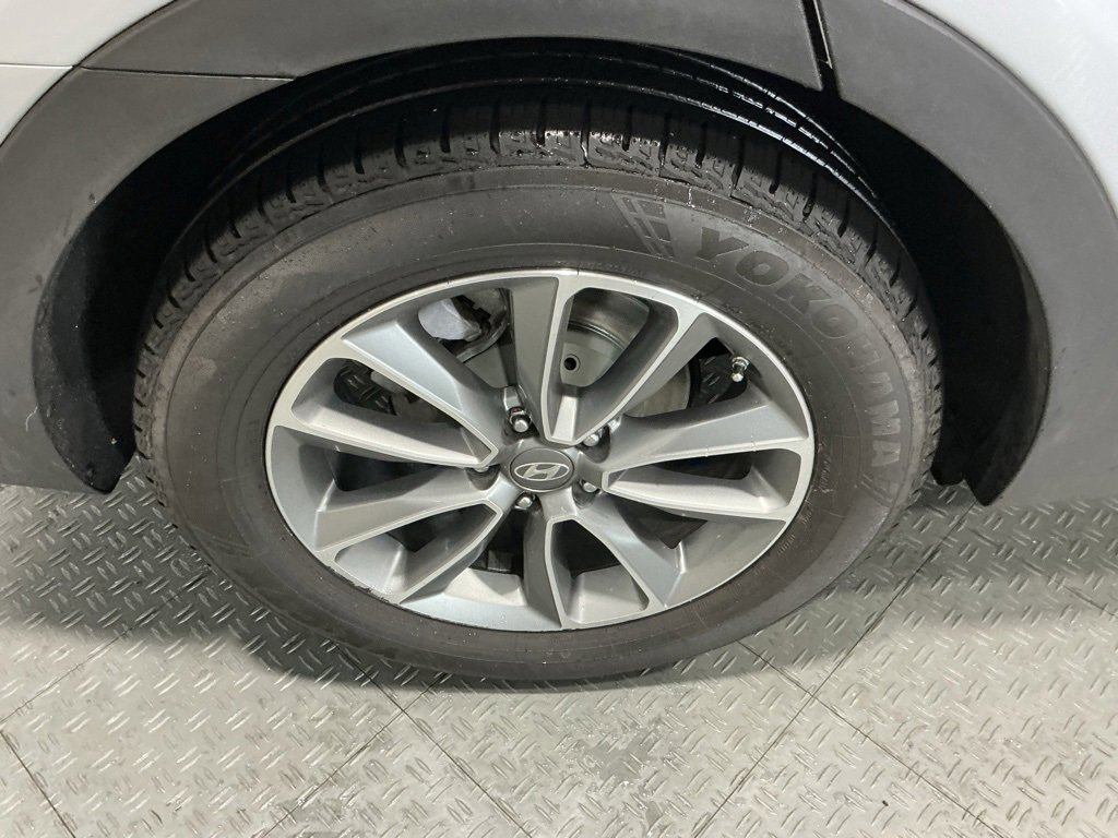 Used 2019 Hyundai Santa Fe XL SE image 38