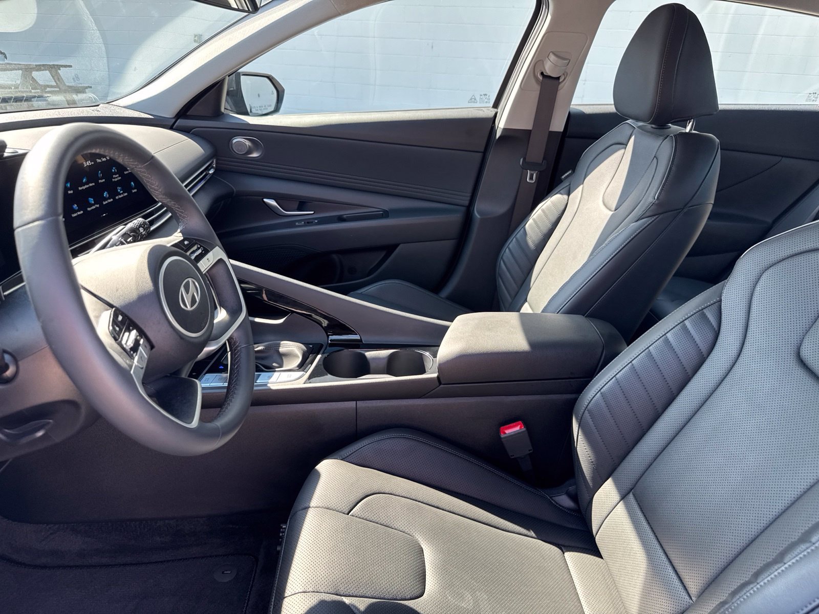 Certified 2026 Hyundai Elantra Limited FWD image 20