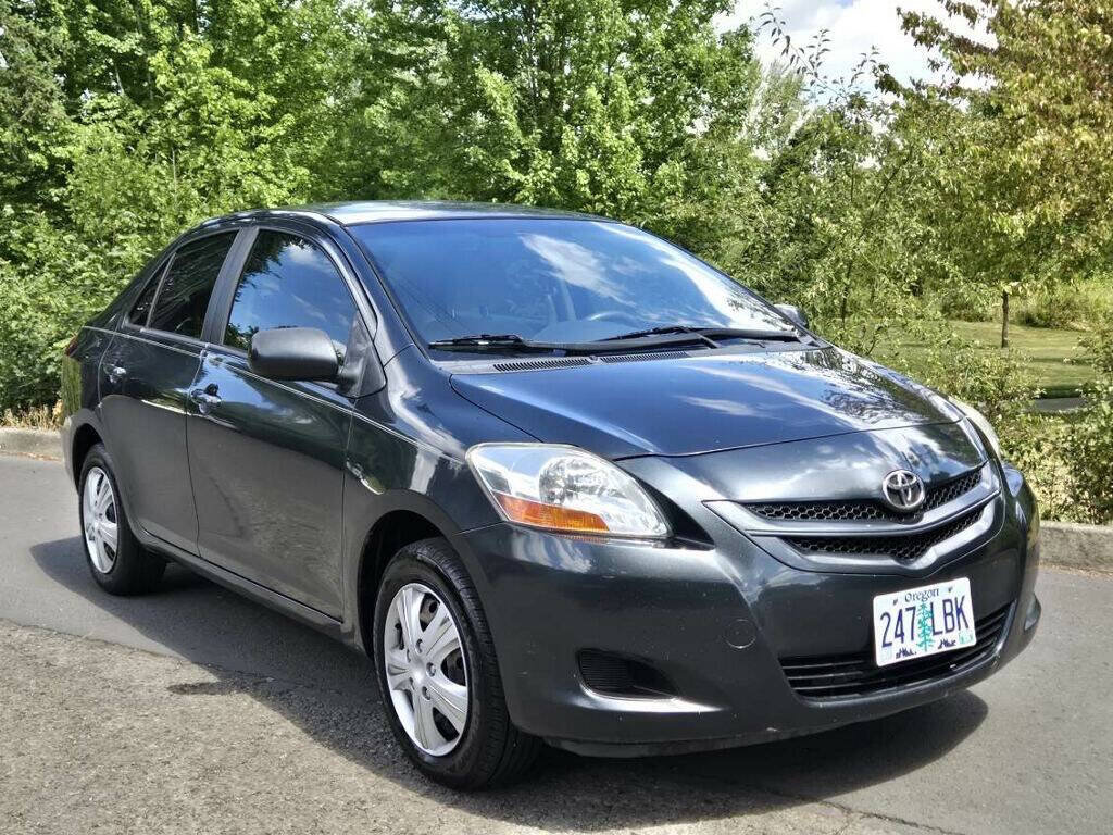 Used 2007 Toyota Yaris Sedan w/ Convenience Pkg FWD image 13