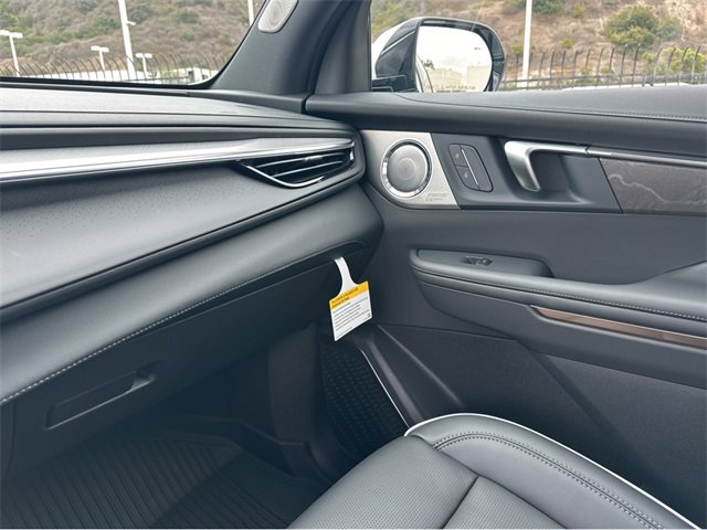 New 2026 Buick Enclave Avenir w/ Super Cruise Package image 14