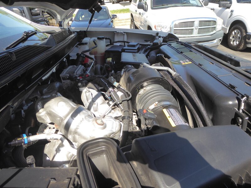 Used 2023 Chevrolet Silverado 2500 LT AWD/4WD image 36