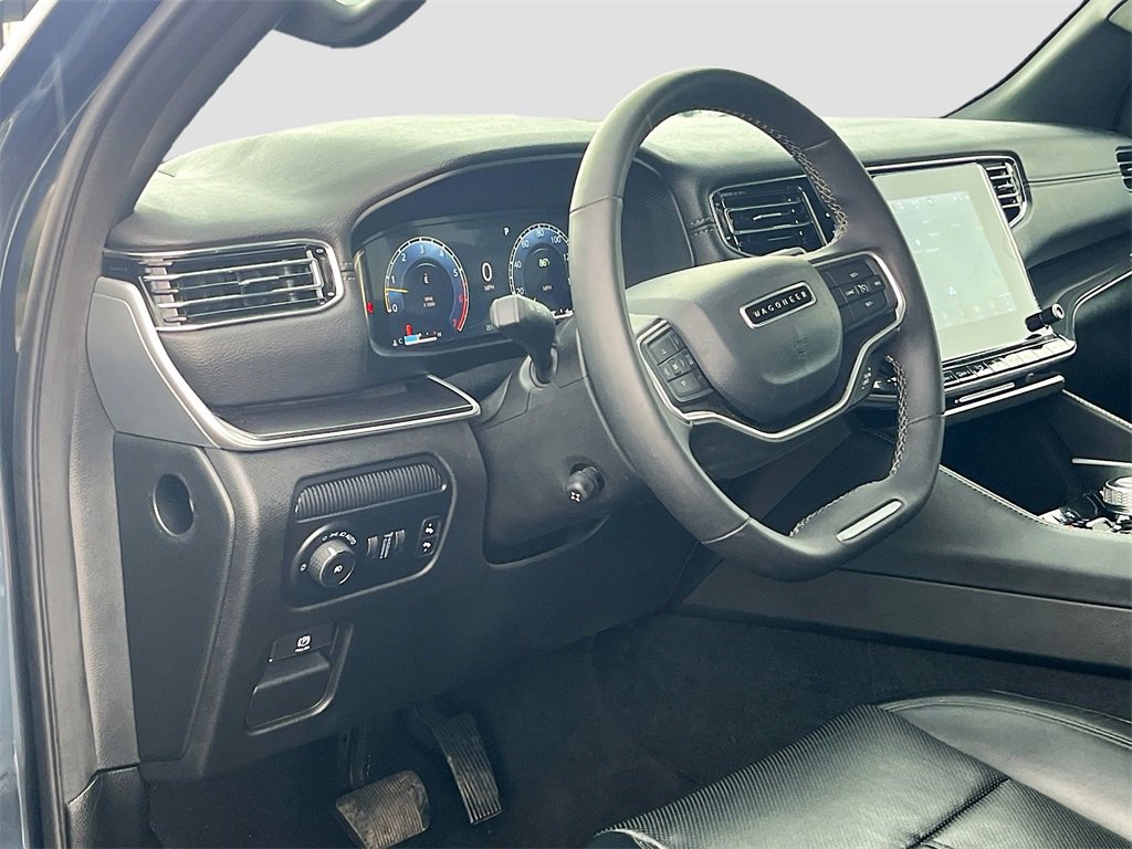Used 2024 Jeep Wagoneer 4WD image 9