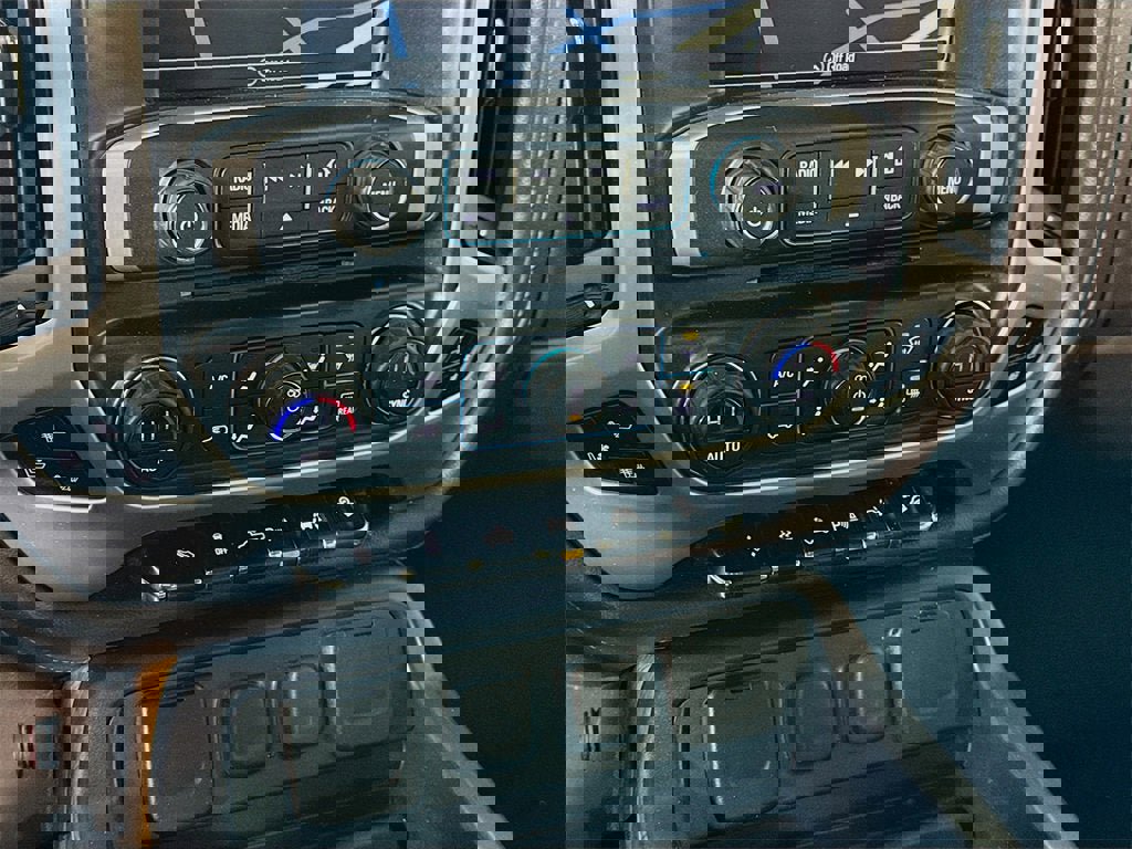 Used 2017 GMC Sierra 1500 SLT image 10