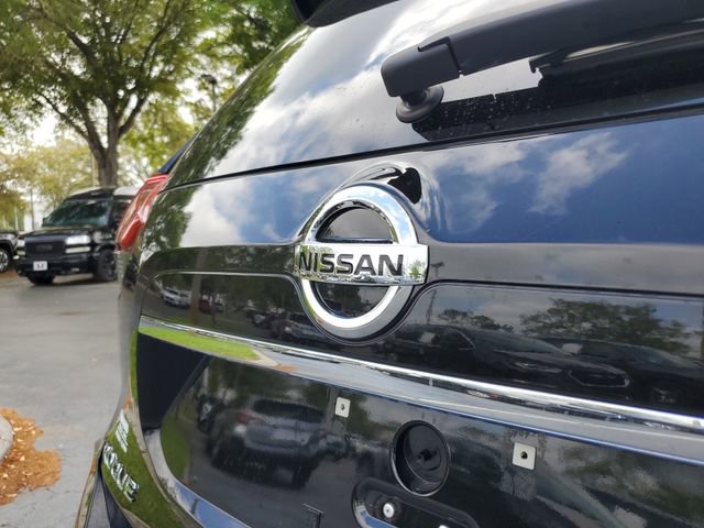 Used 2019 Nissan Rogue SL w/ Premium Package image 6