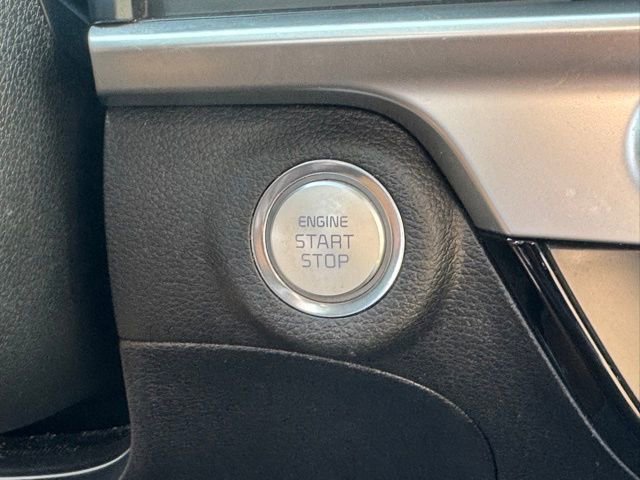 Used 2023 Kia Telluride S image 22