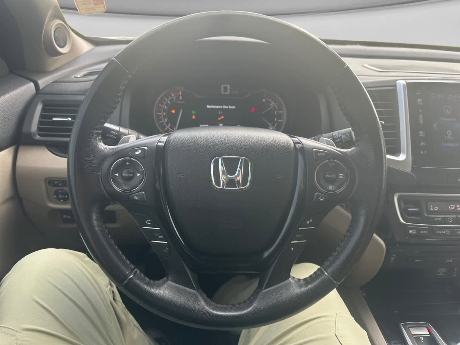 Used 2017 Honda Pilot Touring image 13
