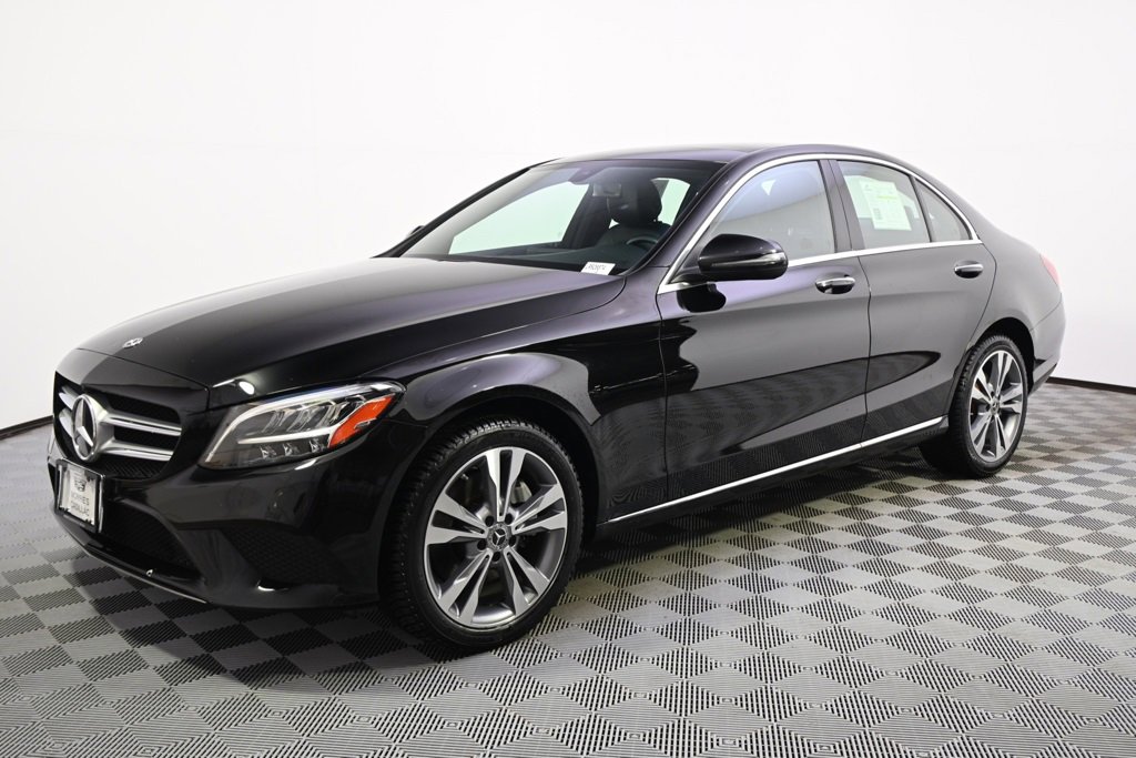 Used 2020 Mercedes-Benz C 300 4MATIC Sedan image 2