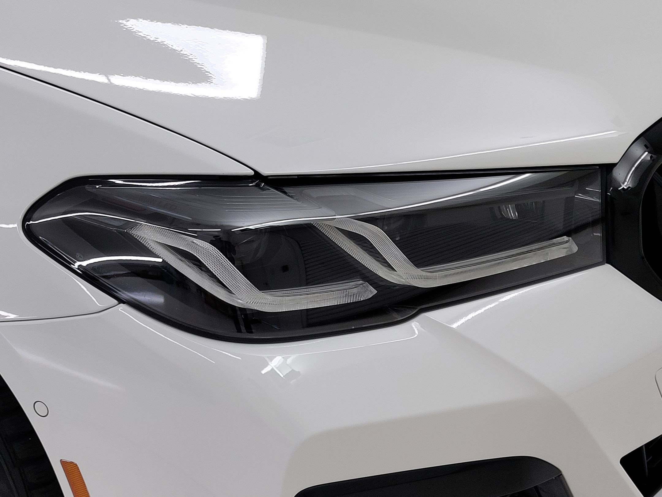 Certified 2023 BMW 540i w/ M Sport Package image 3