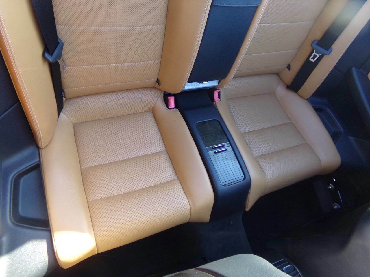 Used 2013 Mercedes-Benz E 350 E 350 2dr Convertible w/ Premium 2 Pkg image 18