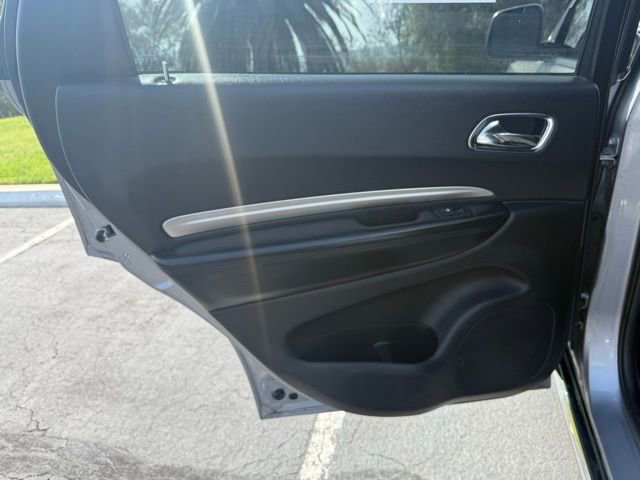 Used 2017 Dodge Durango SXT w/ 3rd Row Seating Group image 12