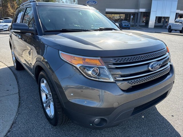 Used 2015 Ford Explorer Limited image 2