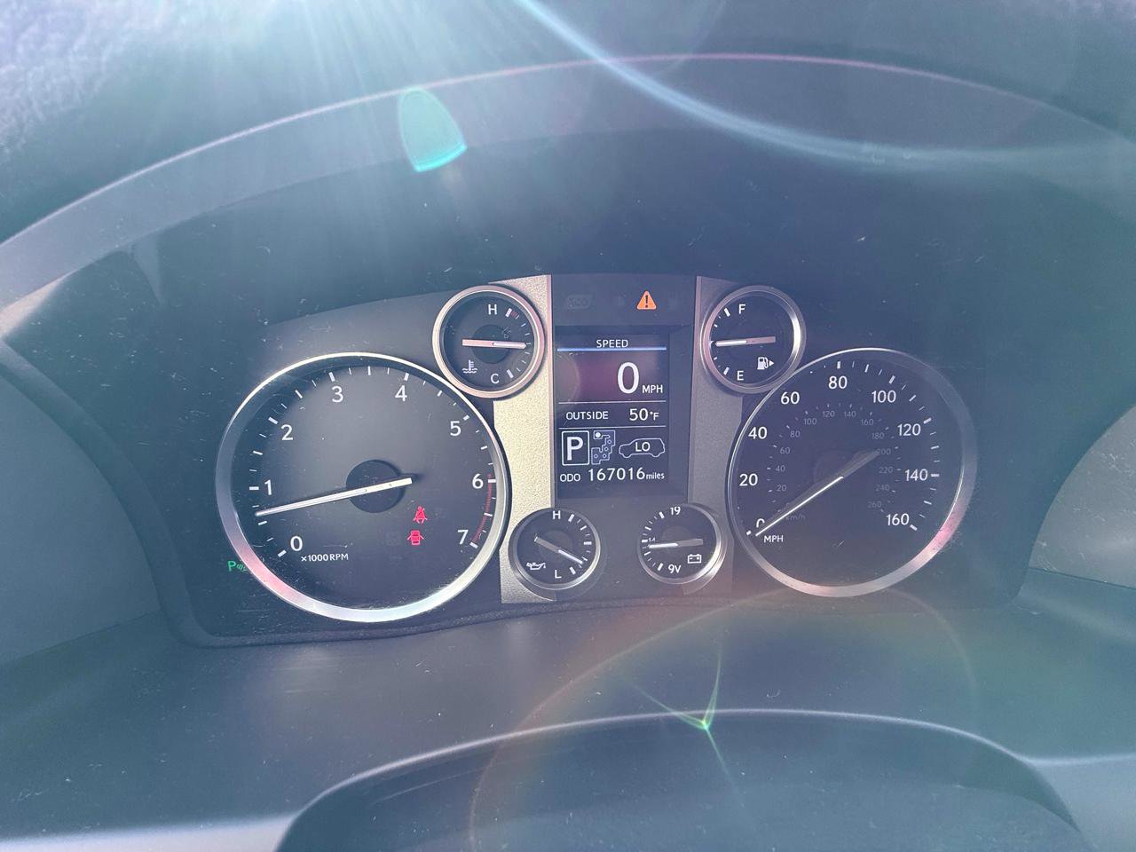 Used 2013 Lexus LX 570 4WD w/ Luxury Pkg image 15