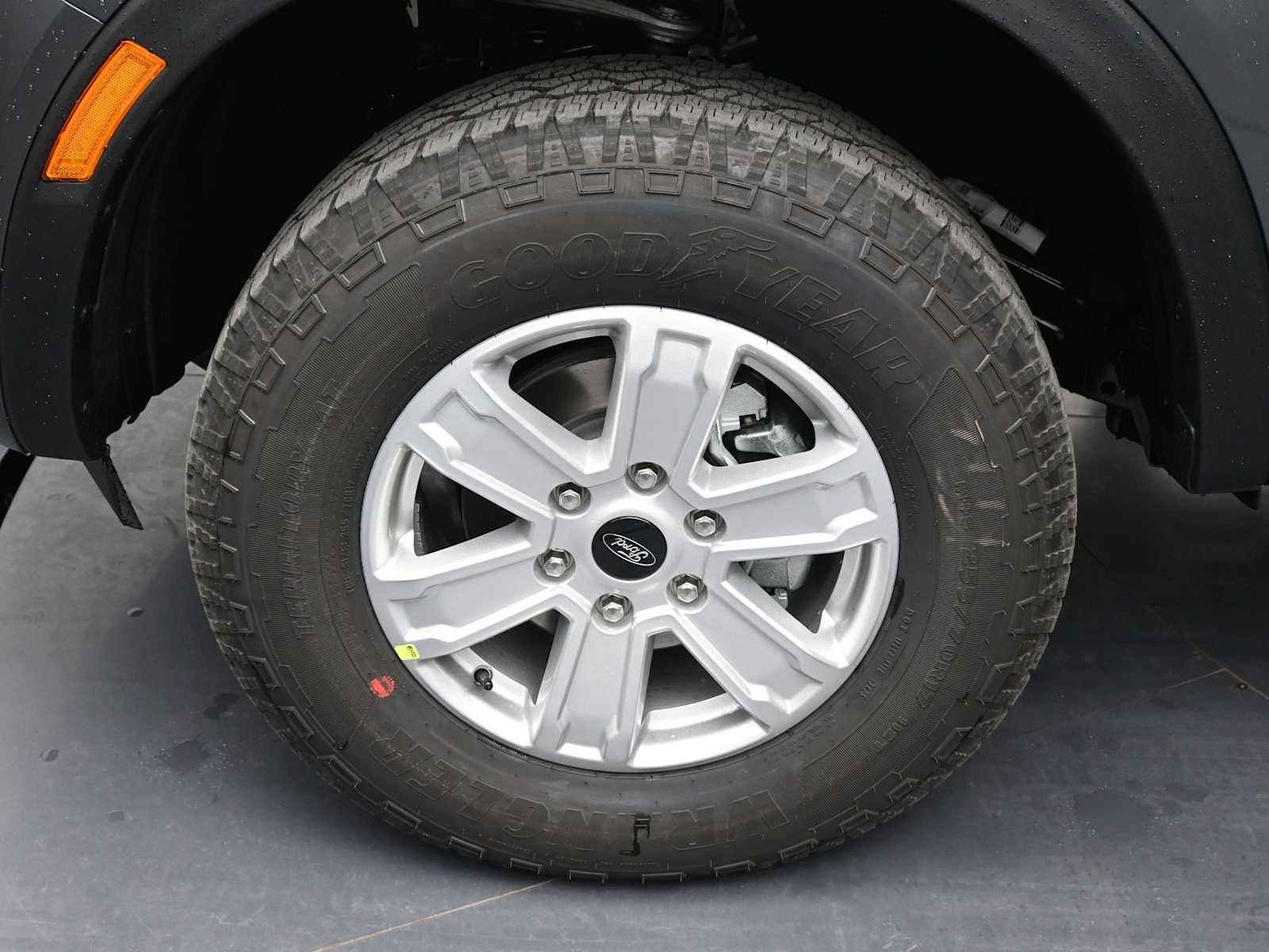 New 2025 Ford Ranger XL image 11