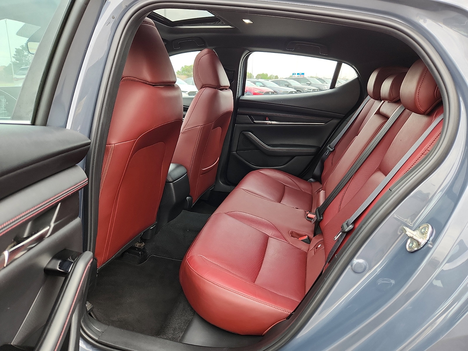 Used 2023 MAZDA MAZDA3 s image 12