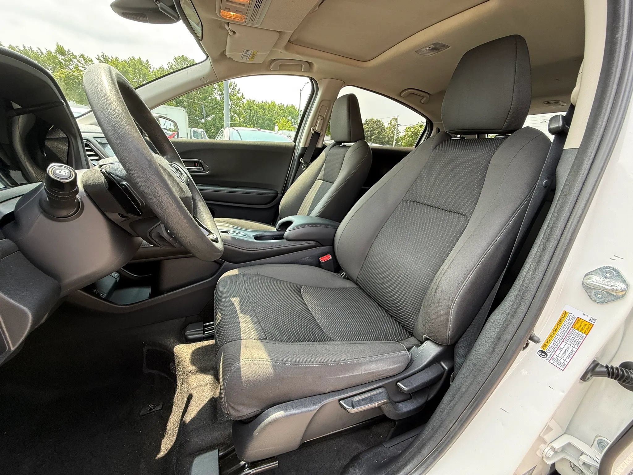 Used 2021 Honda HR-V EX image 13