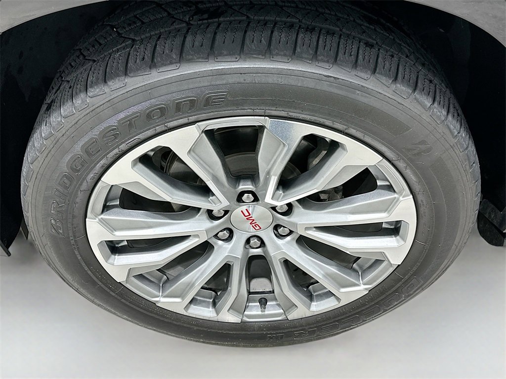 Used 2021 GMC Yukon Denali w/ Denali Ultimate Package image 32