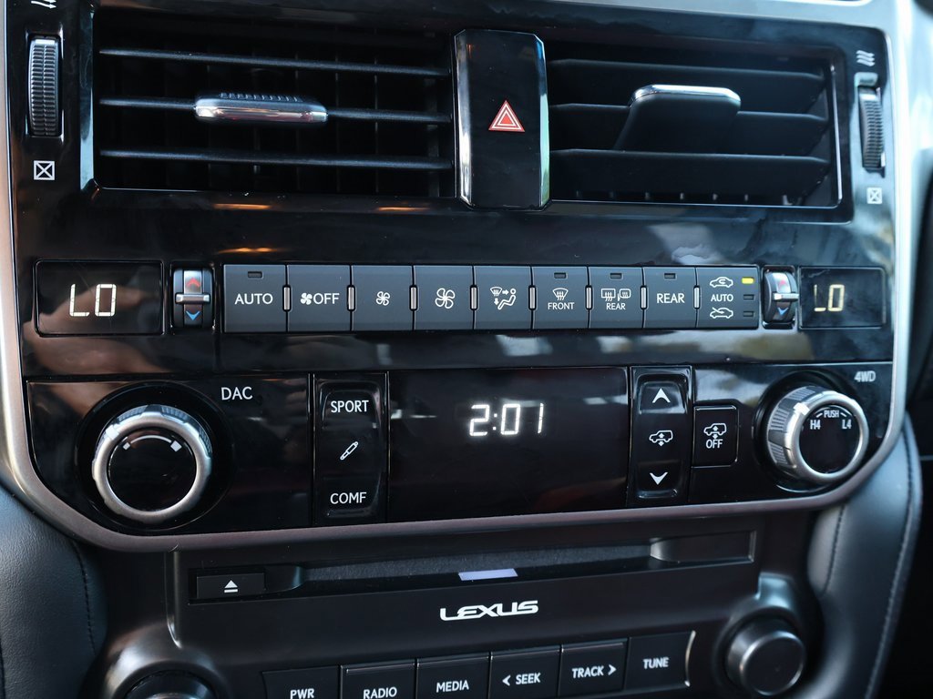 Used 2023 Lexus GX 460 Luxury image 30