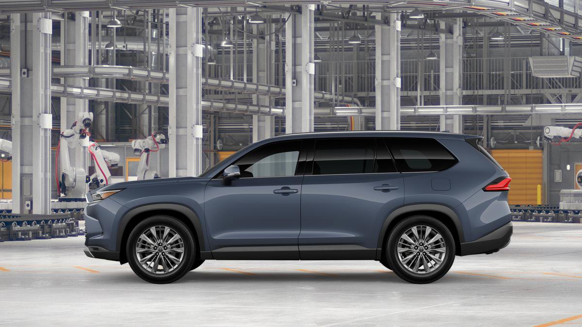 New 2026 Toyota Grand Highlander Platinum image 4