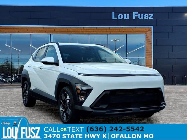 Used 2025 Hyundai Kona SEL FWD image 1