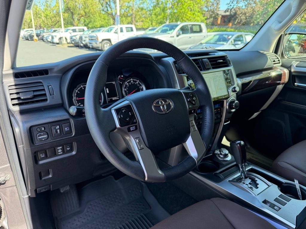 Certified 2022 Toyota 4Runner Limited AWD/4WD image 13