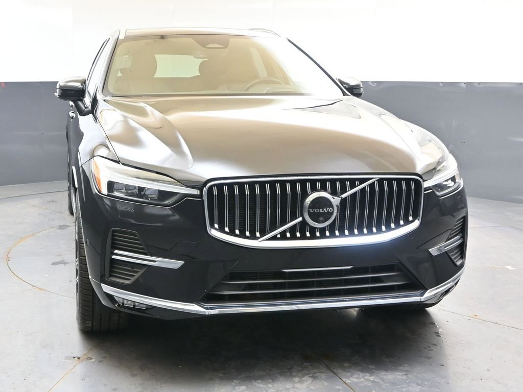 Used 2023 Volvo XC60 B5 Ultimate w/ Climate Package AWD/4WD image 4