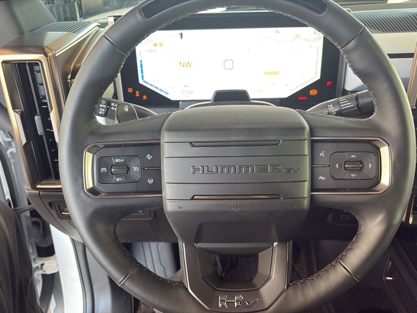 Used 2025 GMC Hummer EV 3X w/ Extreme Off-Road Package image 16