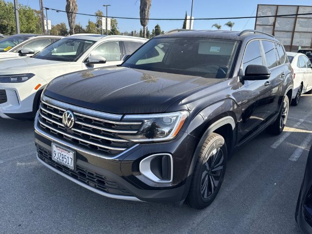 Certified 2024 Volkswagen Atlas SE FWD image 3