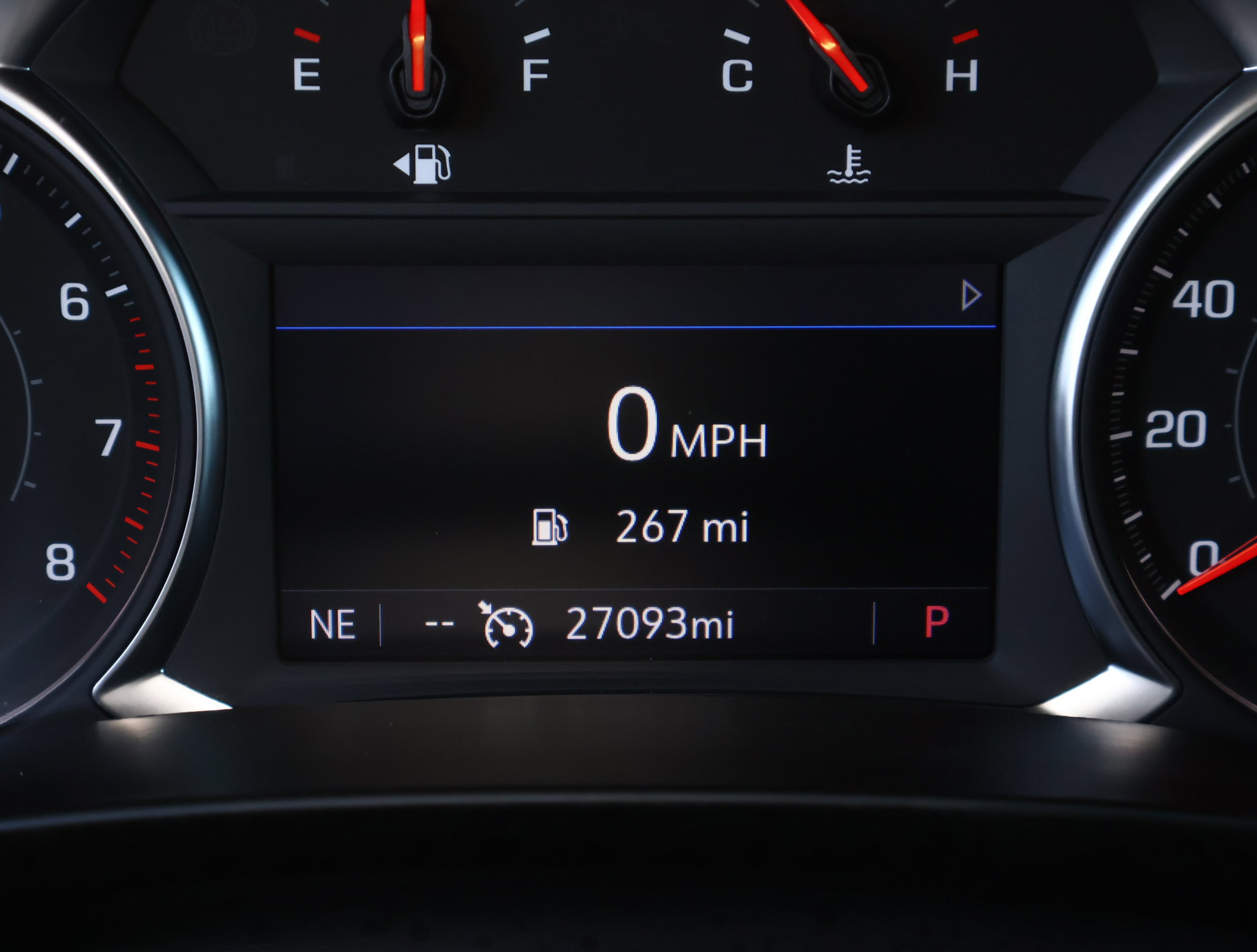 Used 2025 Chevrolet Blazer LT image 4