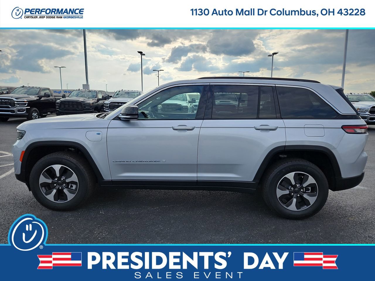 New 2024 Jeep Grand Cherokee Limited 4xe image 4