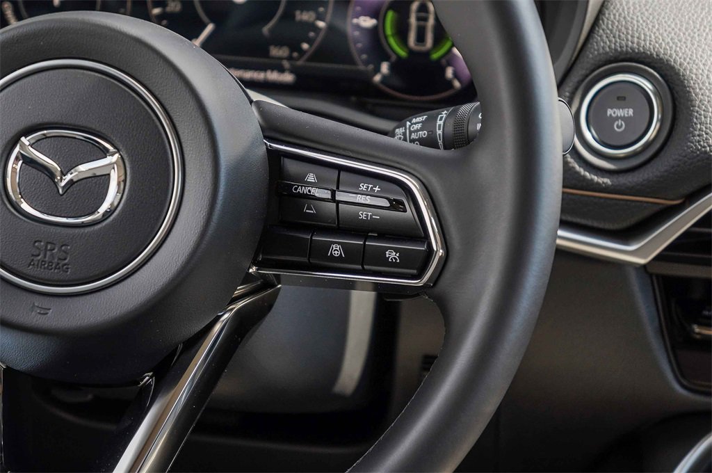 New 2025 MAZDA CX-70 Plug-In Hybrid w/ Premium Pkg image 17