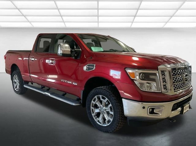 Used 2018 Nissan Titan SL w/ Chrome Package image 3