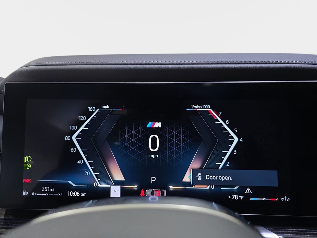 Used 2025 BMW 740i w/ Premium Package RWD image 22