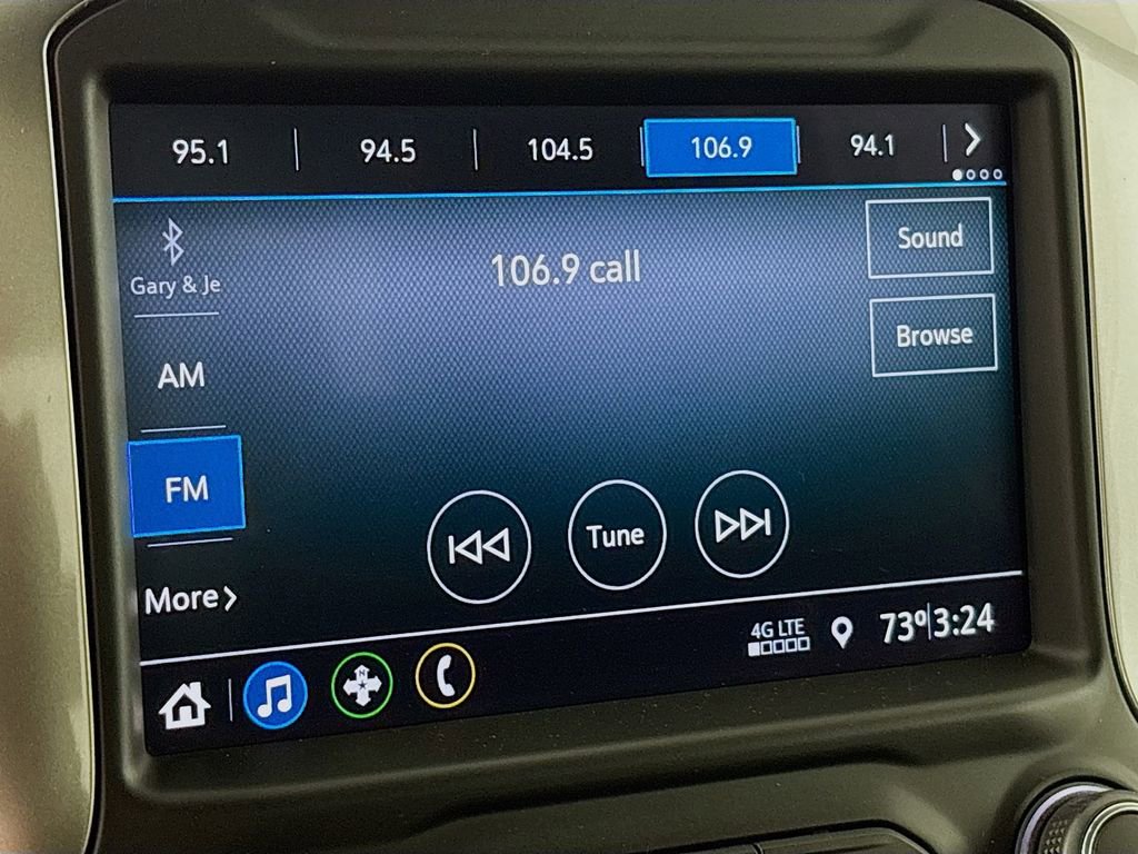 Used 2020 Chevrolet Silverado 1500 LT AWD/4WD image 17