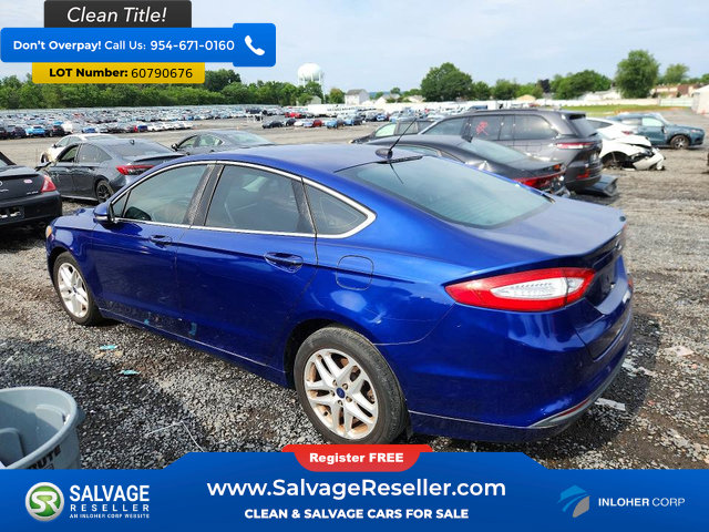 Used 2016 Ford Fusion SE w/ Equipment Group 202A FWD image 3