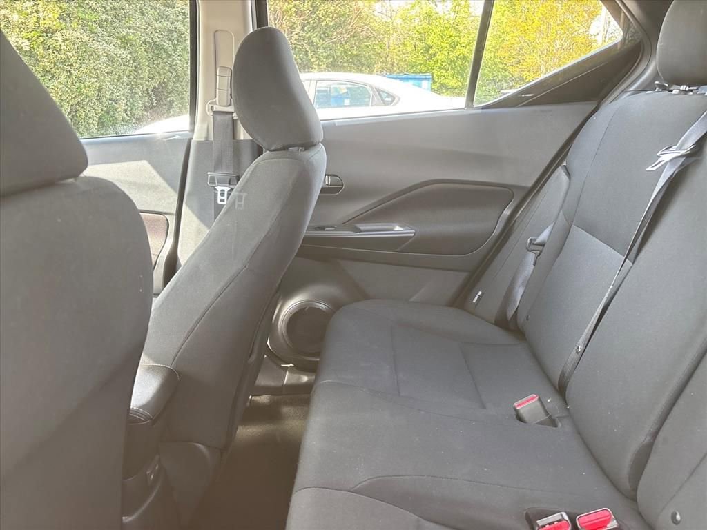 Used 2025 Nissan Kicks Play S image 17