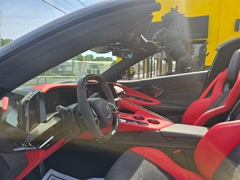 Used 2026 Chevrolet Corvette Z06 w/ Stealth Interior Trim Package RWD image 26