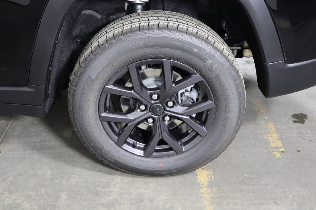 New 2027 Jeep Grand Cherokee Altitude AWD/4WD image 46
