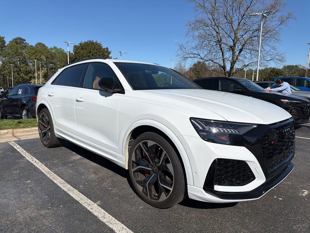 Used 2023 Audi RS Q8 image 6