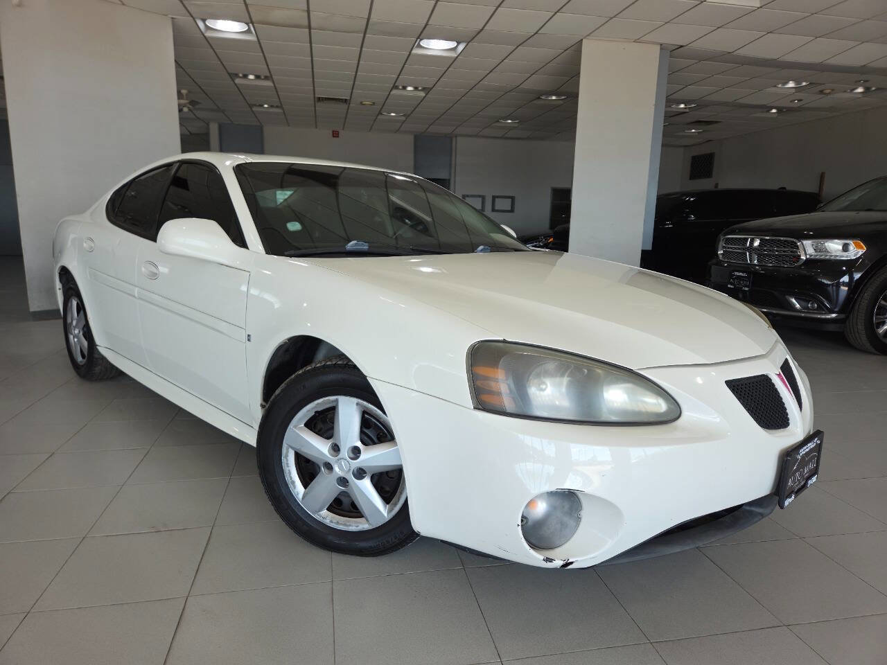 Used 2008 Pontiac Grand Prix w/ Premium Package