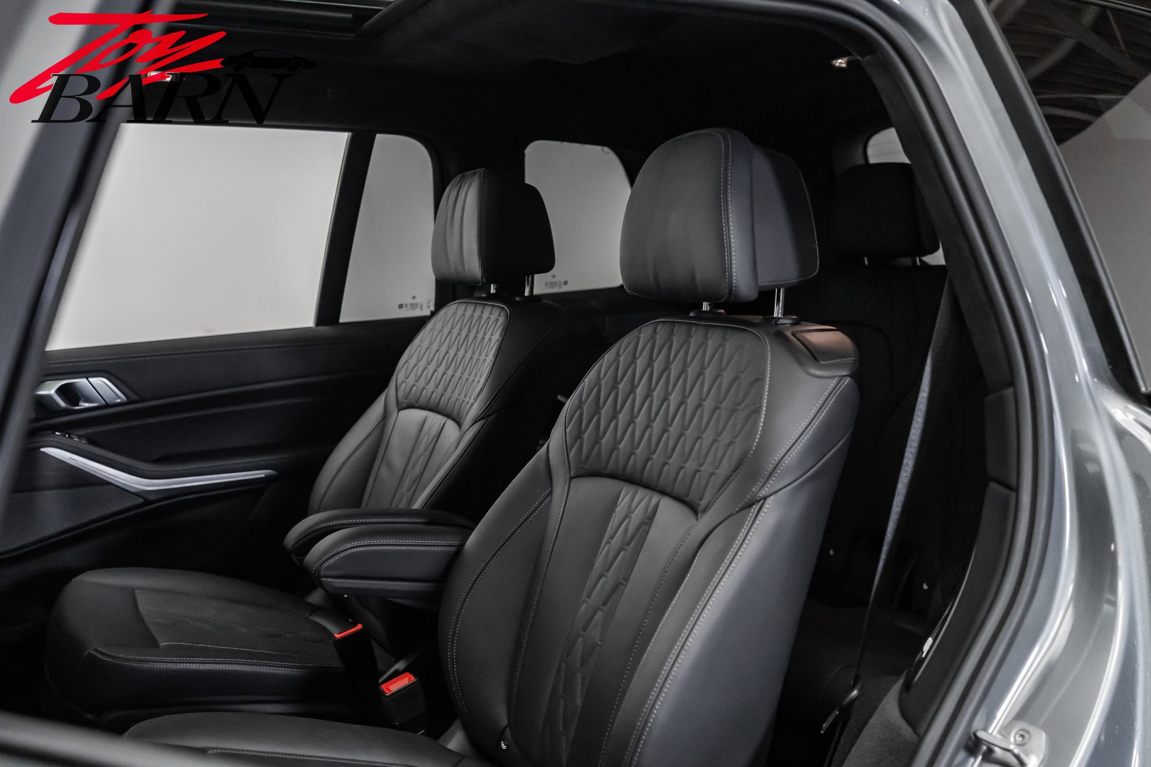 Used 2024 BMW X7 M60i image 45