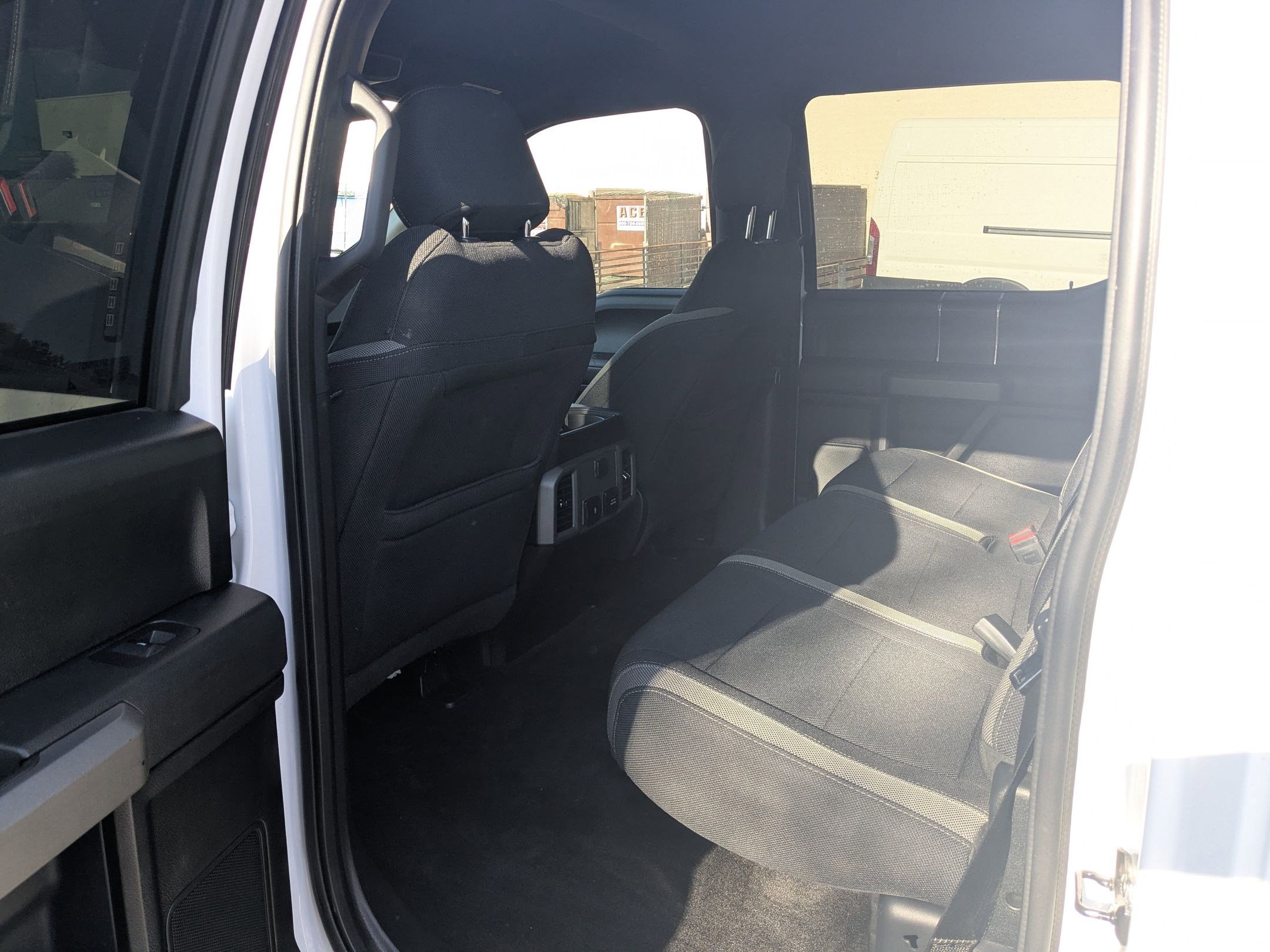 Used 2018 Ford F150 Raptor image 28