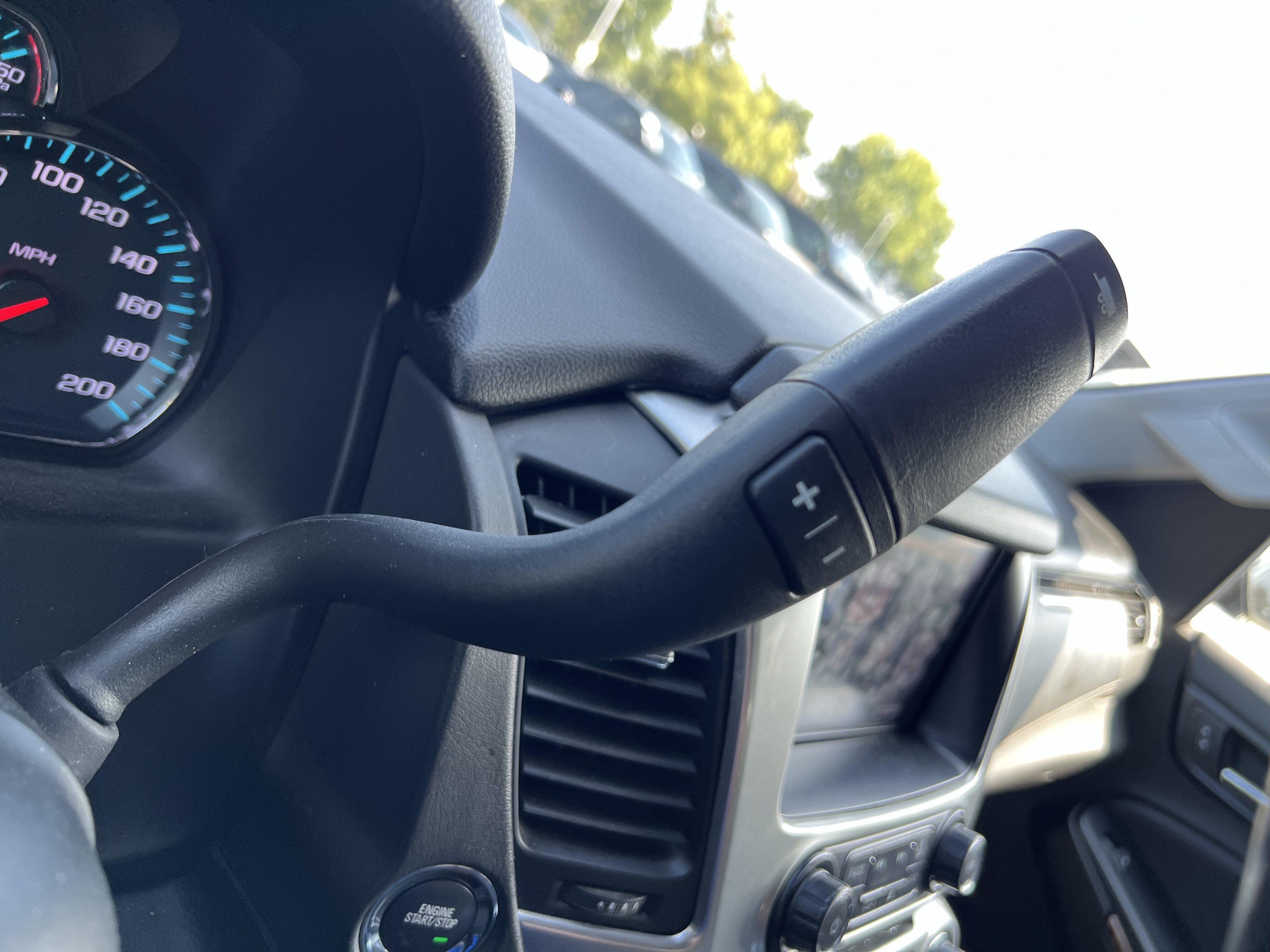 Used 2020 Chevrolet Suburban Premier AWD/4WD image 27