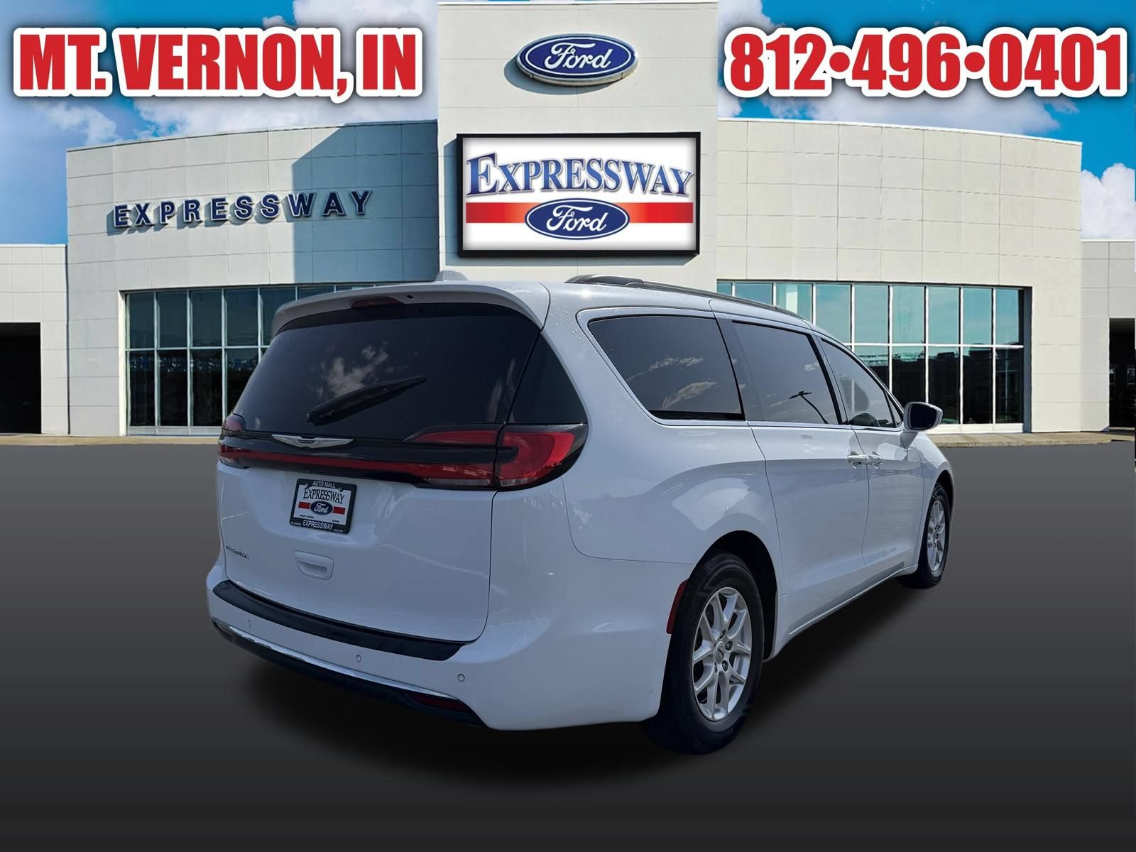 Used 2022 Chrysler Pacifica Touring-L FWD image 6