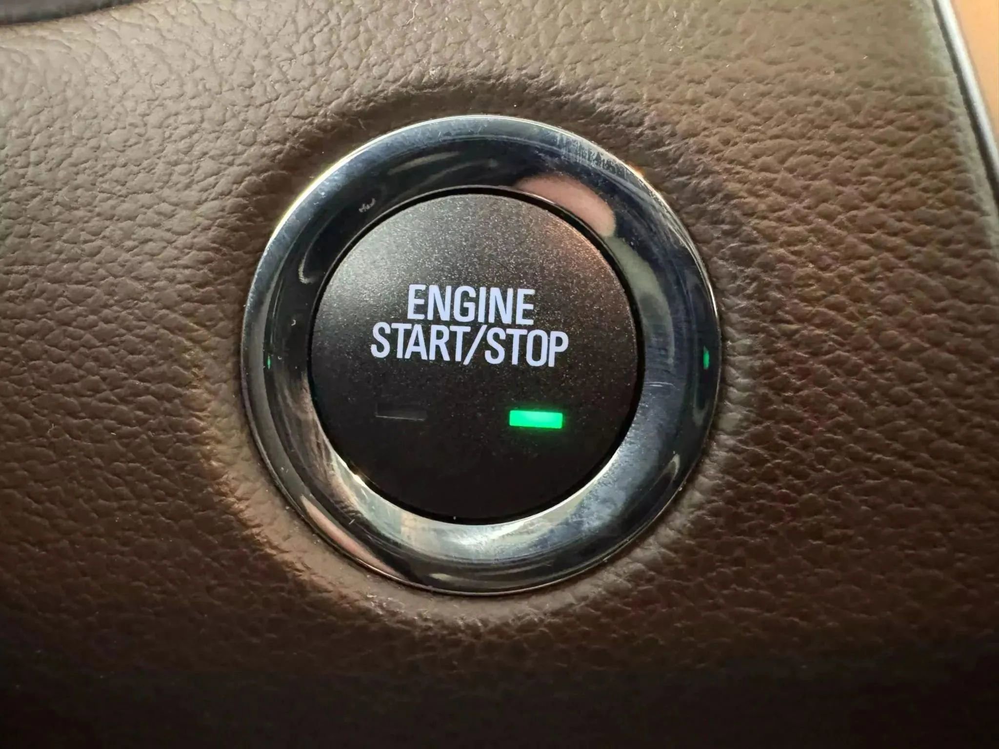 Used 2016 Cadillac SRX Luxury w/ Driver Awareness Package image 19