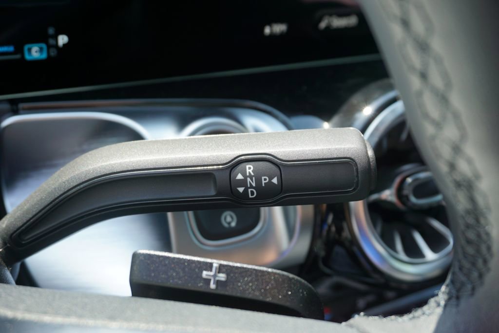 New 2025 Mercedes-Benz GLB 250 4MATIC image 30